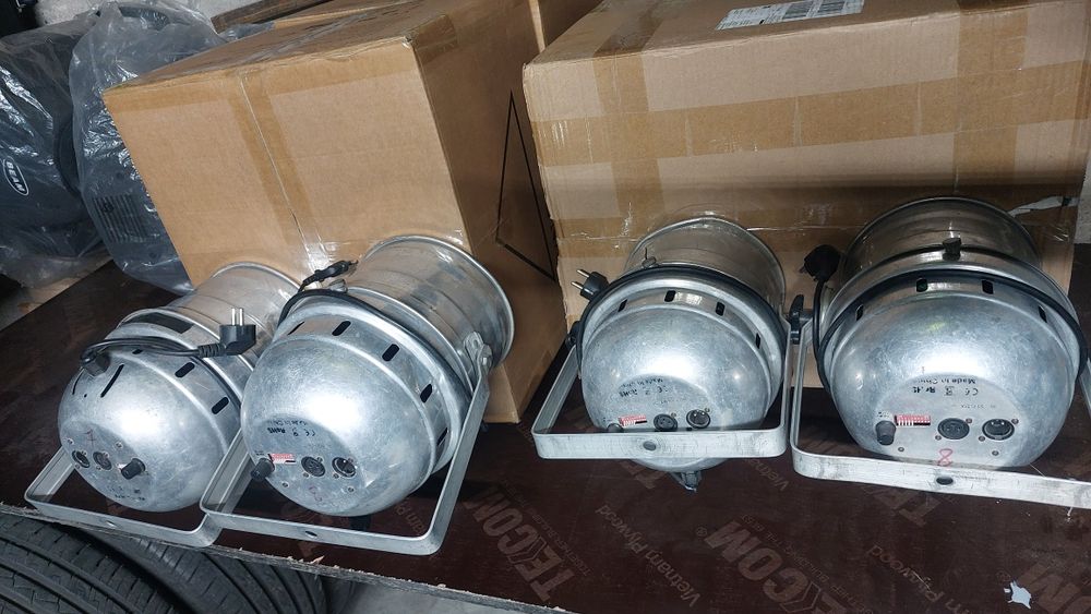 Vând PAR LED 64 functionale