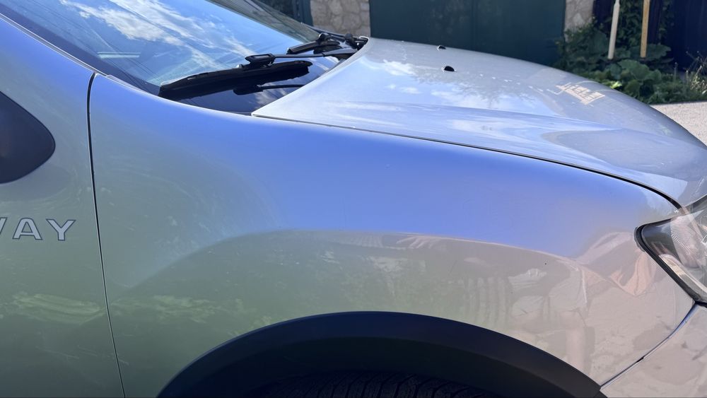 Автомобиль  Renault Sandero Stepway