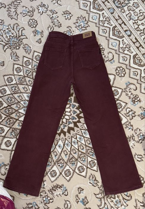 Джинсы женские.