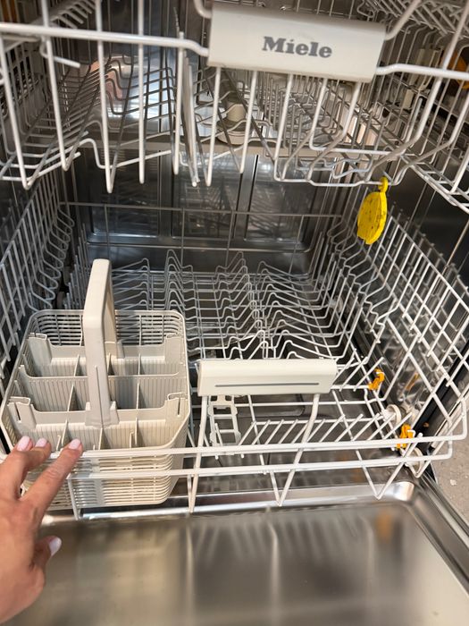 Съдомиална Miele. Втора употреба