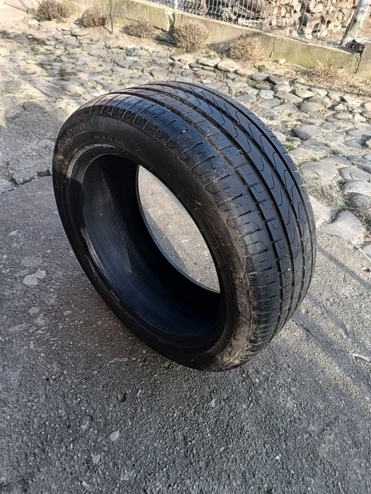 Vând 4 anvelope vara 225/45/17 Pirelli Cinturato in stare buna!