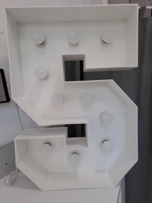 Светеща петица за поводи