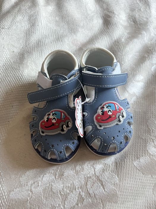 Новые сандали детские ,размер 22