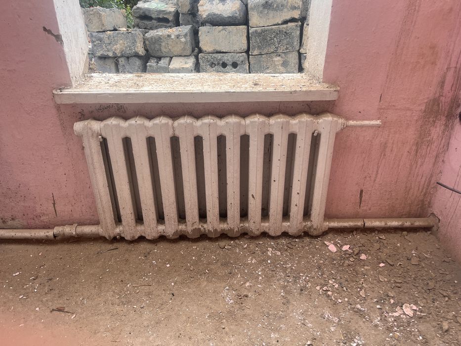 Продаются чугунные батареи