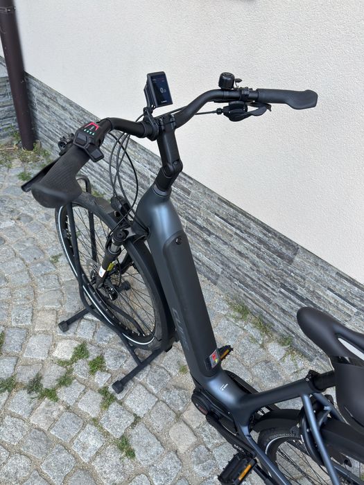 Електрически велосипед Cube Supreme размер: 28/L