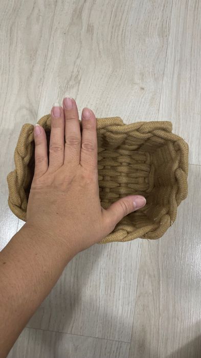 Вязаная корзинка для мелочей