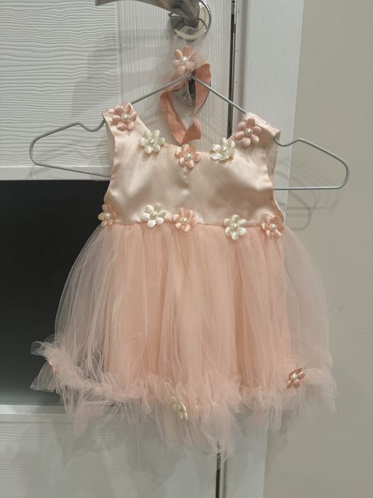 Бебешка рокля в прасковен цвят 0-3 месеца