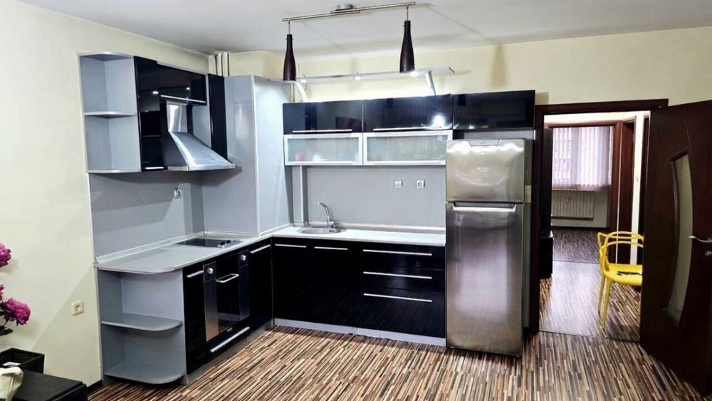 Дава се под наем Двустаен апартамент в Пловдив, Кършияка - 70 кв.м за 450 € - Снимка #3