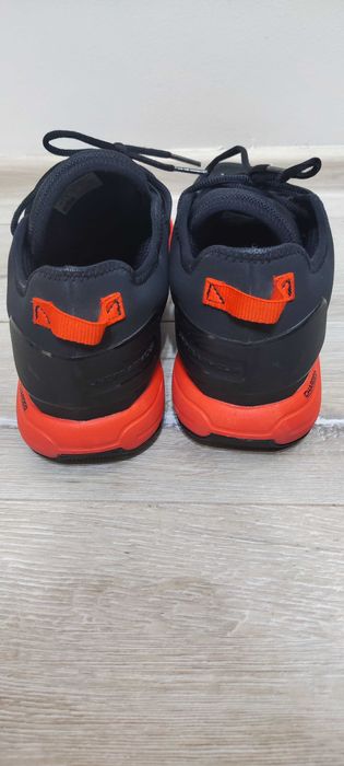 Мъжки маратонки Under Armour Charged Ultimate 3