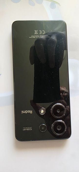 Redmi Note 13 в отличном состоянии.