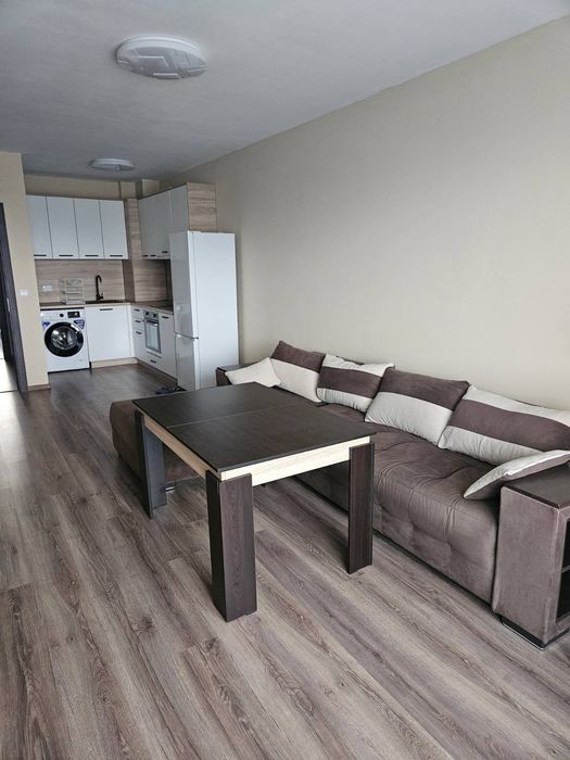 Давам под наем двустаен апартамент  !