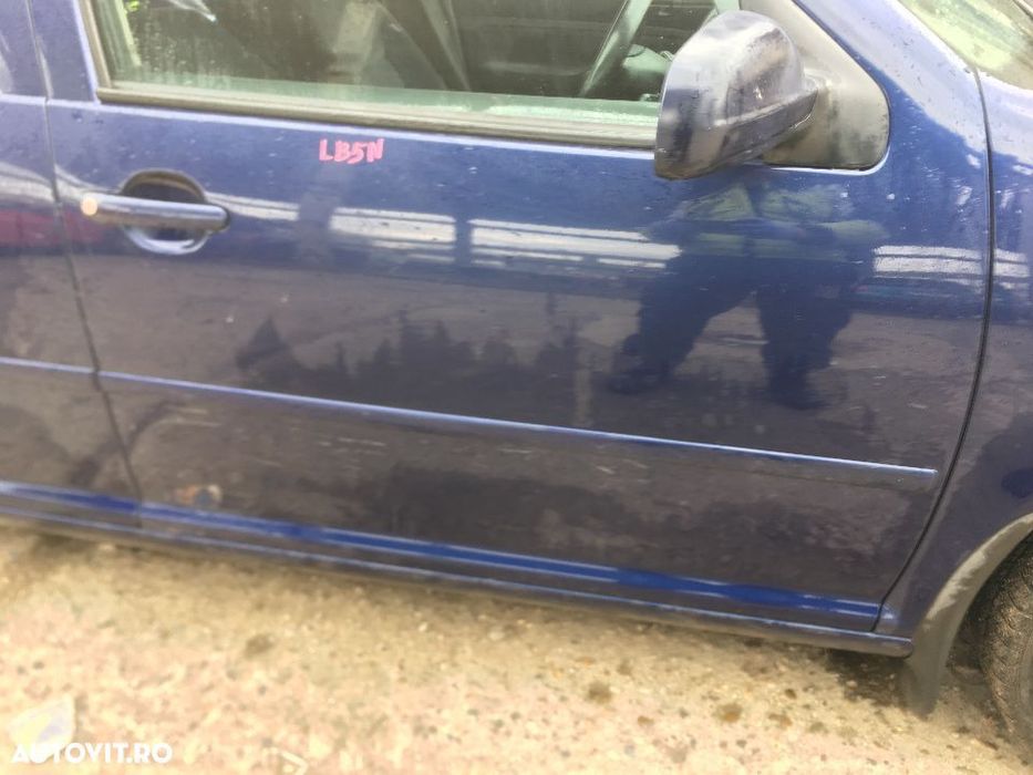 Usa / Portiera Dreapta Fata VW Golf 4 1998 - 2005 Cod Culoare LB5N