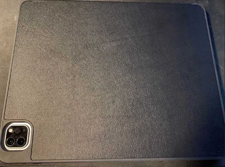 iPad Pro 2021 1TB 16GB RAM 12.9 inch-a с включен Apple Pencil 2