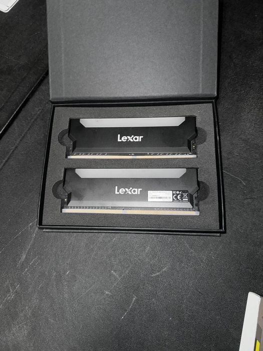 Оперативная память Lexar DDR4 16GB (2×8GB) 3600 MHz RGB