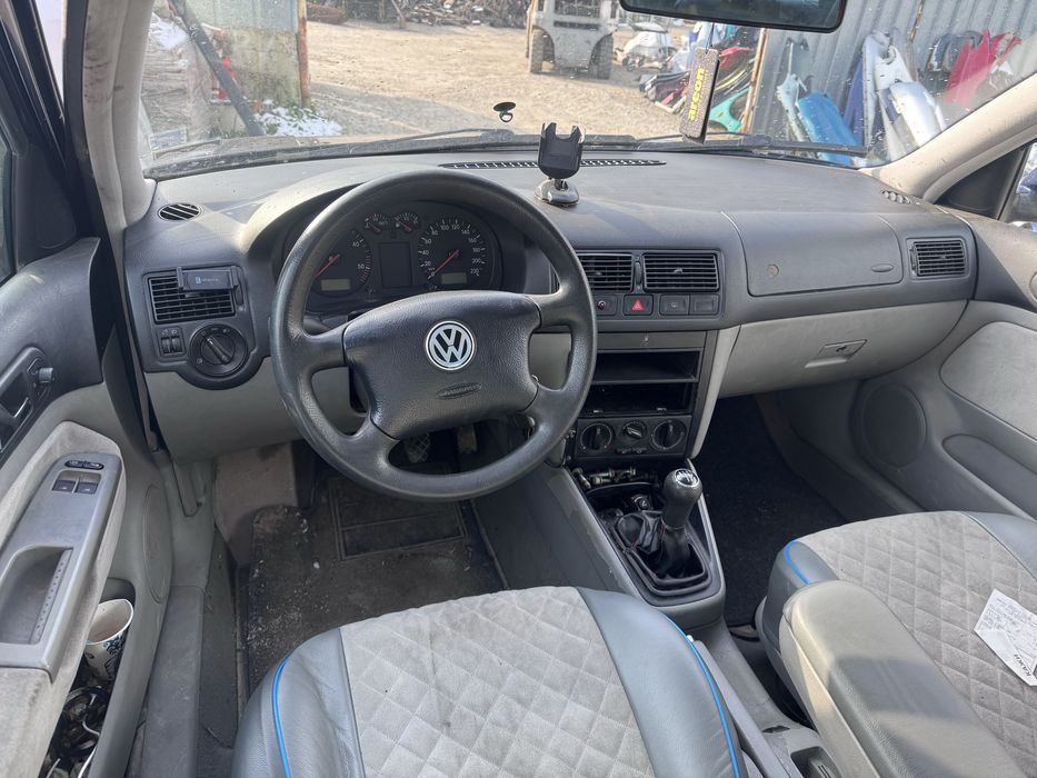 Vw Golf IV 1.9tdi 110hp 1999г На Части