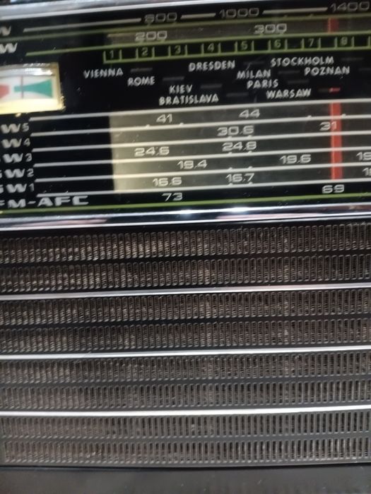 Транзистор Селена б211