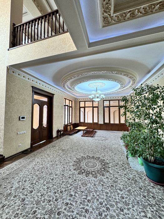 Коробка нархида Участка ипакчилик сотилади