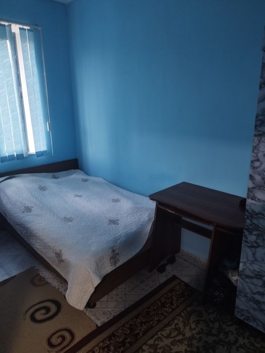 4 этажли дом.4 этаж.3 хонали.Гулбохор РОВД енида.40000$келишилади