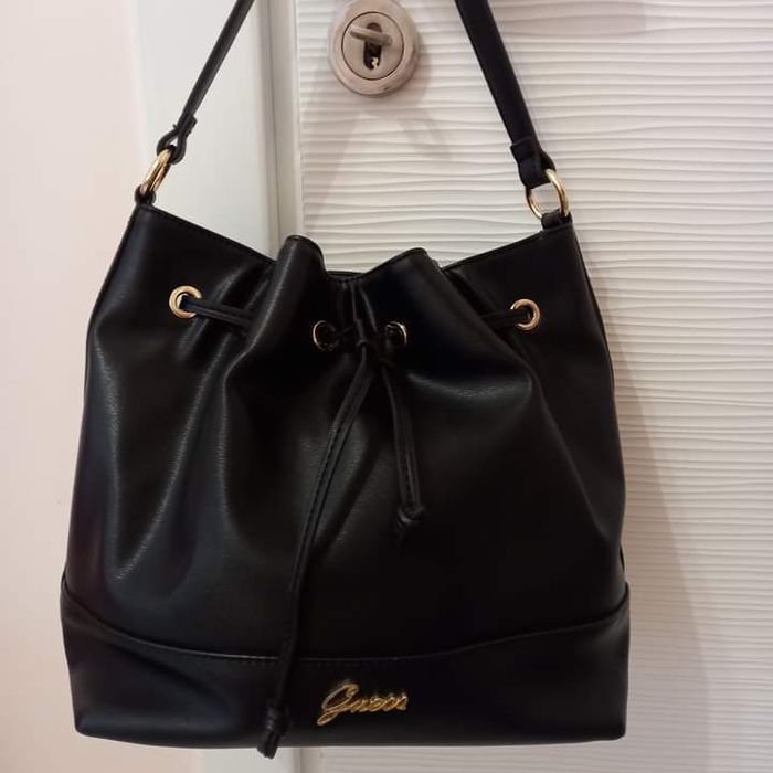 НОВА!!! Оригинална чанта GUESS