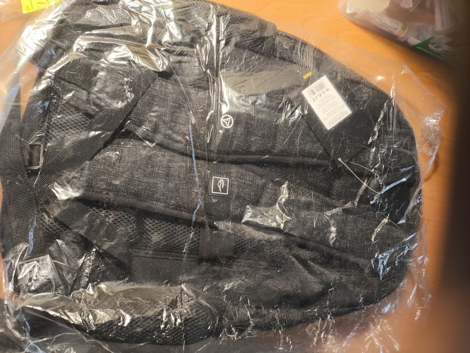 Рюкзак новый, в целлофане