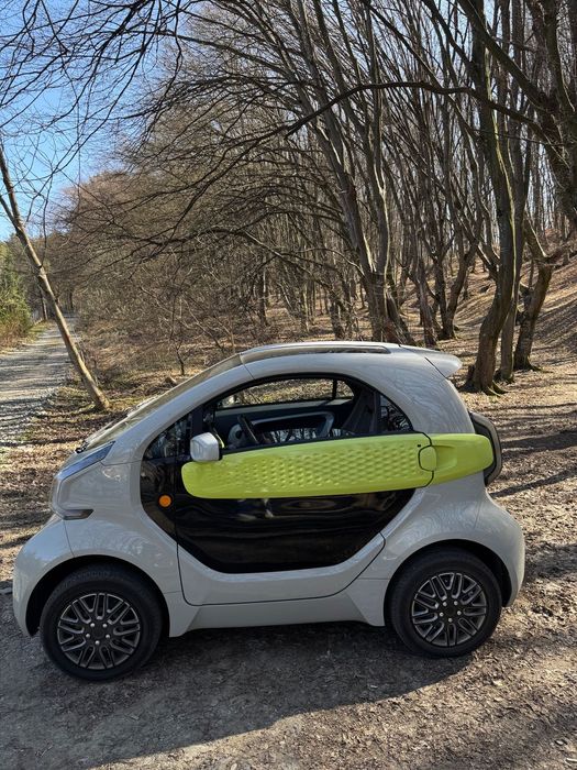 Xev Yoyo Xev Yoyo 16 ani