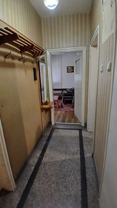 Продавам апартамент