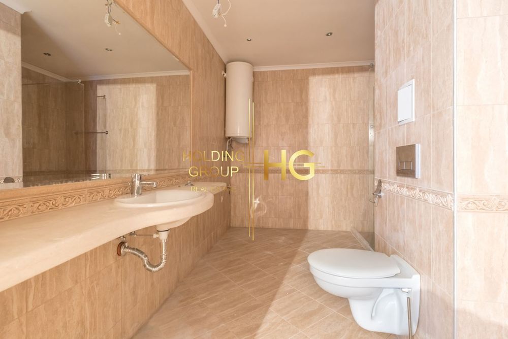 Продава се Тристаен апартамент в Варна, Аспарухово - 129 кв.м за 629 €/кв.м - Снимка #9