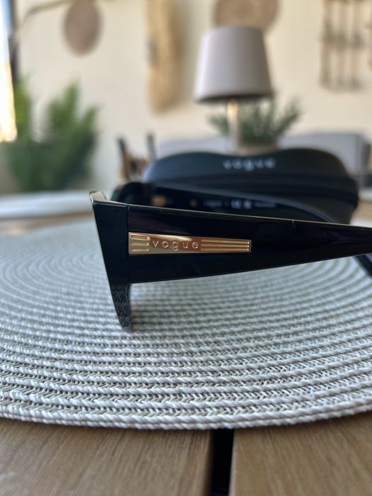 Дамски слънчеви очила VOGUE