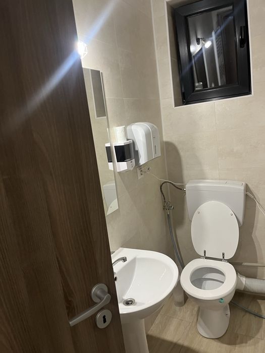 Inchiriez apartament 3 camere