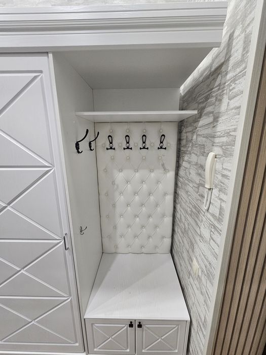 Style Total White Прихожая