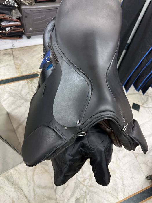 спортивный янги егар сотилади