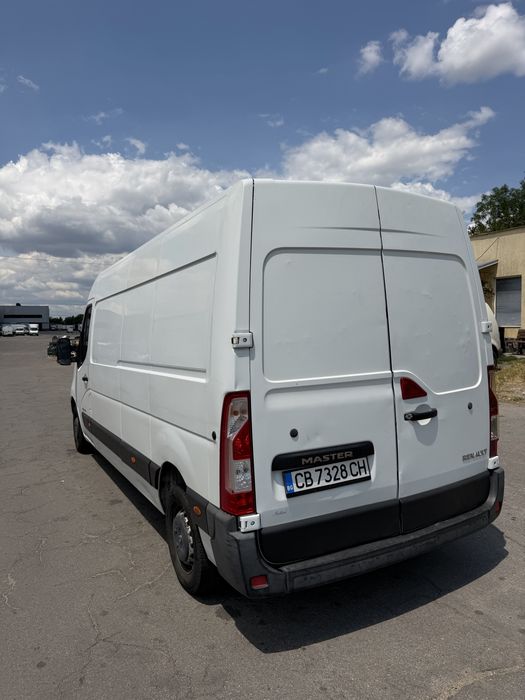 renault master реални хиледи