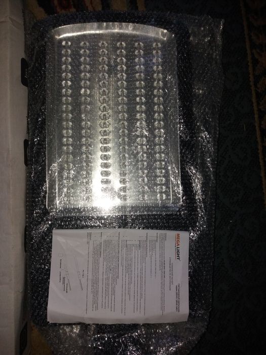 Святильник уличный 120ват