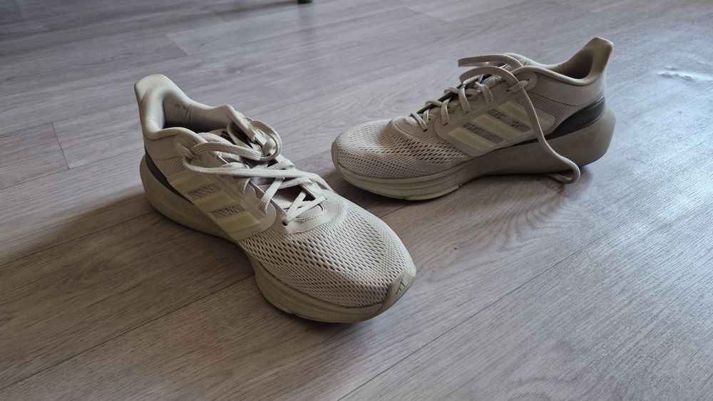 Adidas Ultrabounce беговые кроссовки