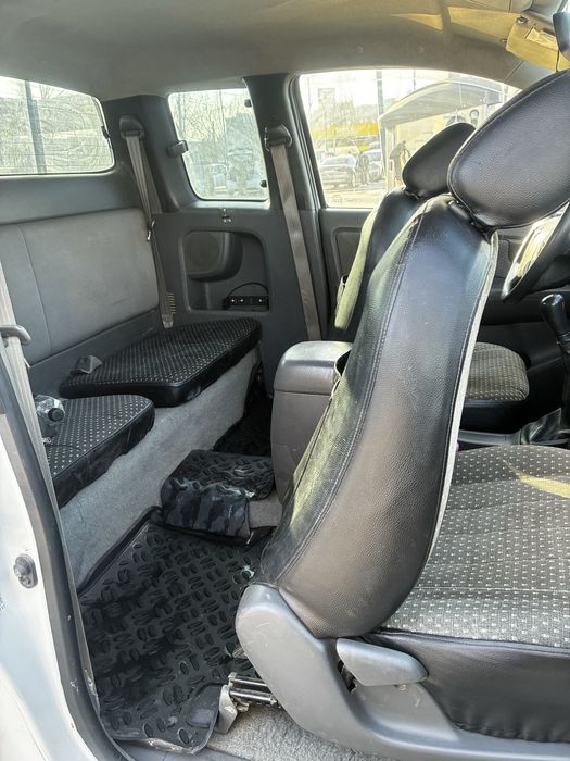 Toyota Hilux facelift 2013 4x4