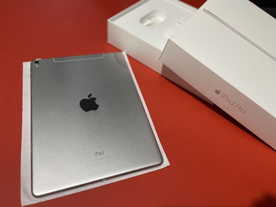 Vând iPad Pro 1st gen (Wi-Fi + Cellular)