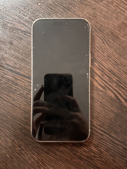 Продаю айфон 16про макс 256гб