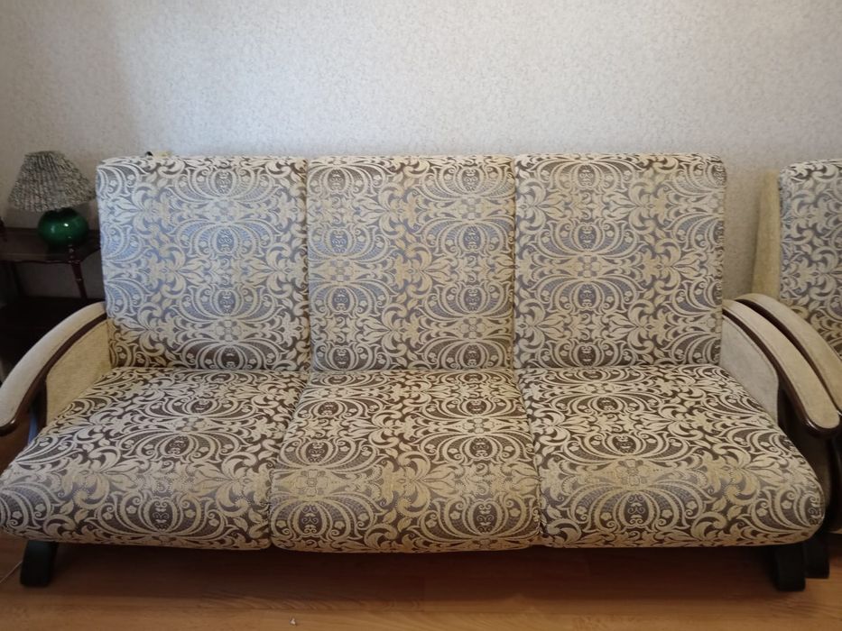 Продам мягкий уголок