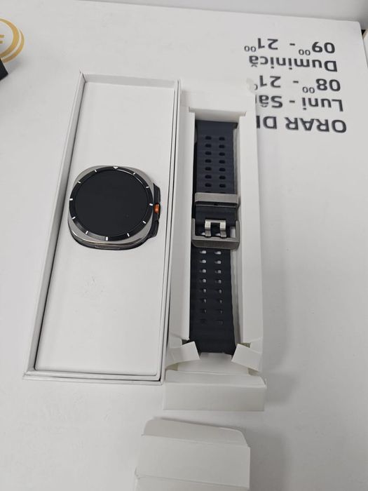 Samsung Galaxy Watch Ultra (2025), 47mm, LTE, Titanium Silver -B-