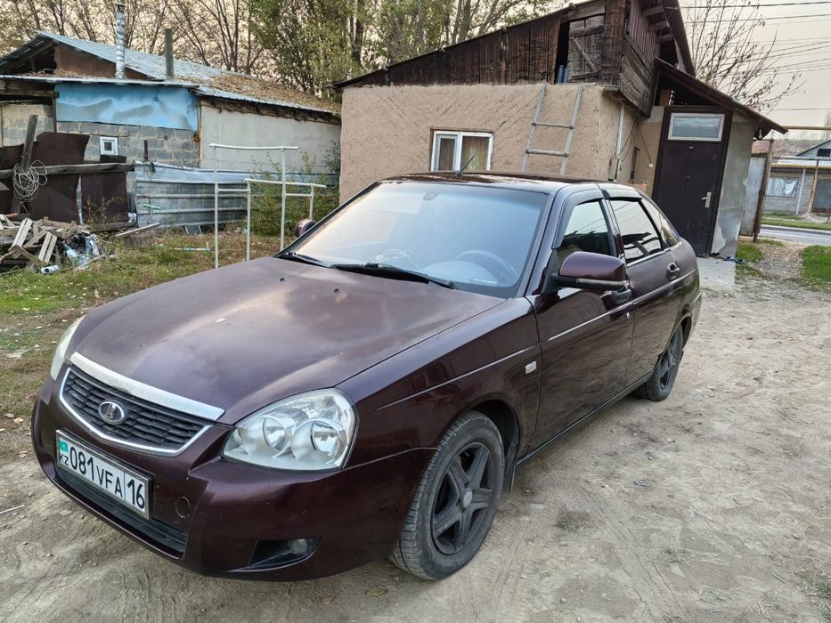 Автомашина Лада приора