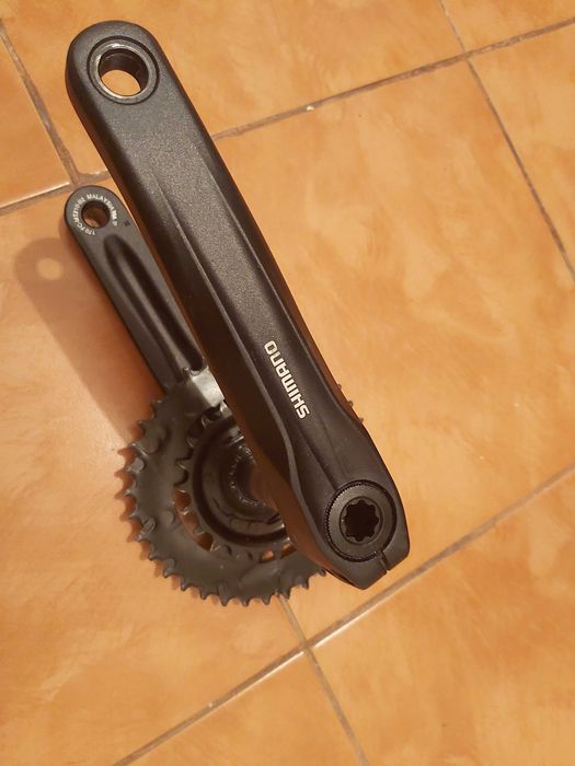 Angrenaj Shimano Model 170 FC-MT210-B2