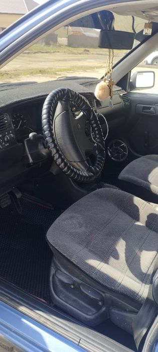 Продам автомобиль Венто.