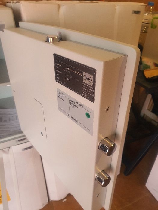 Сейф-каса АSK -46.EL  Чисто нова!!!