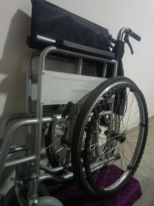 Инвалидный коляска