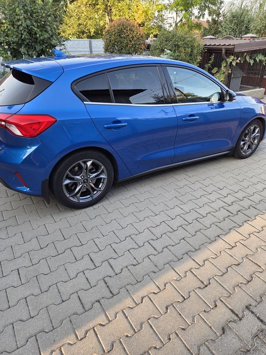 FORD Focus 2020 — imagine 3