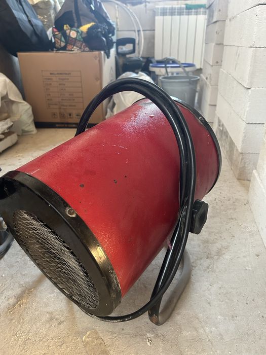 Электрическая тепловая пушка