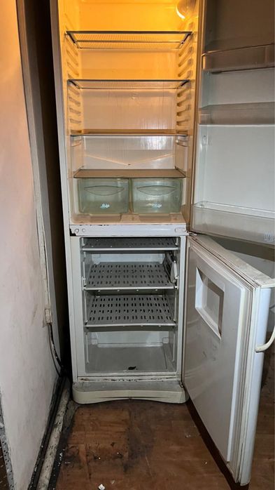 Холодильник индезит