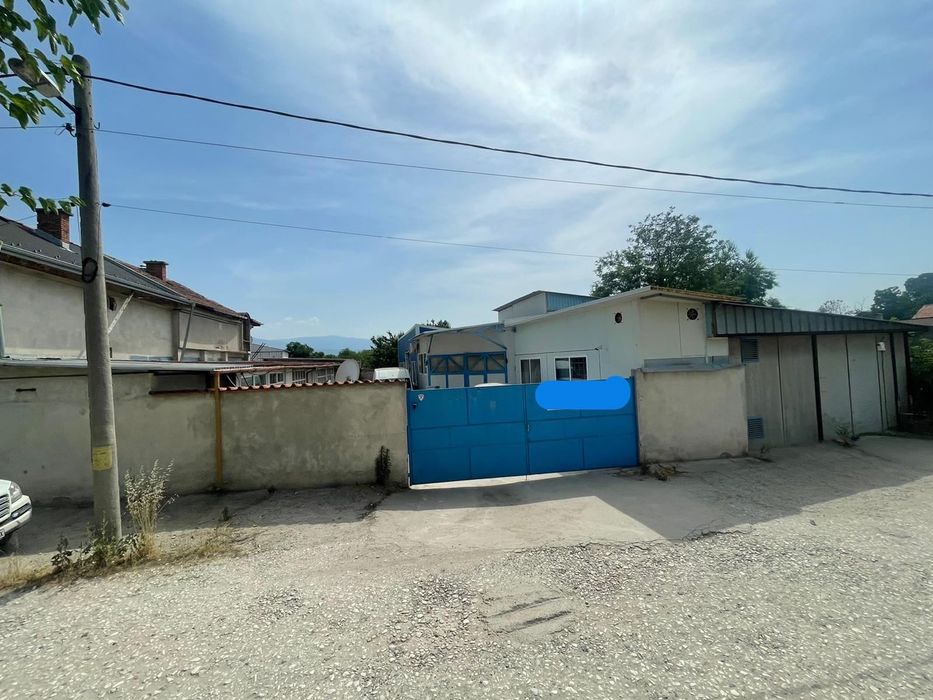 Дава се под наем Склад в Пловдив, Беломорски - 750 кв.м за 1900 € - Снимка #2