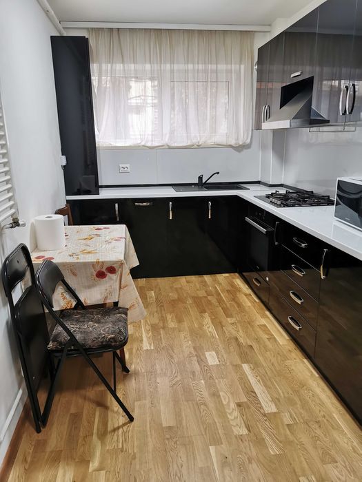 Inchiriez apartament 2 camere strada Grivitei, Targu Jiu