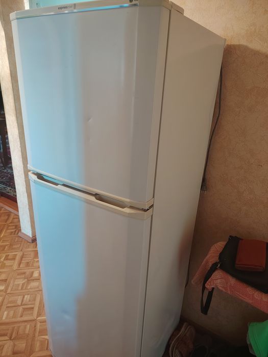 Продам холодильник и машинку Киргизия